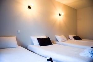 Hotels B&B HOTEL Rodez Bourran : Chambre Familiale