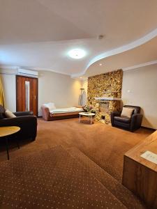 One-Bedroom Apartment room in Villa Central