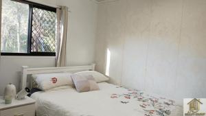 Peaceful Forest Retreat and Hot Tub