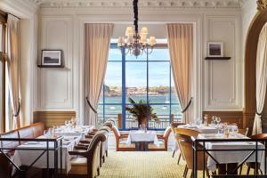 Hotels Hotel Barriere Le Grand Hotel Dinard : photos des chambres