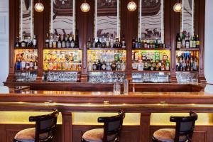 Hotels Hotel Barriere Le Grand Hotel Dinard : photos des chambres