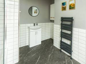 Newly Furnished Cosy 3 bed 20mins from City Center