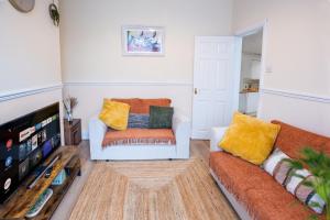 Newly Furnished Cosy 3 bed 20mins from City Center