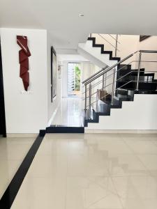 Habitación con baño Cerca al Parque de la Leyenda HAB 2
