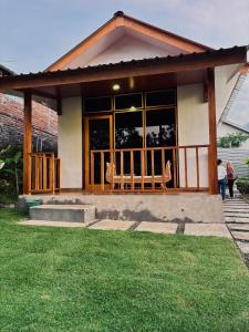 Anjani Larva Cottage - Homestay and Eatery