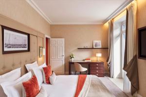 Hotels Hotel Barriere Le Grand Hotel Dinard : photos des chambres
