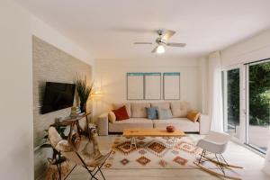 Sani Eclectic Family Villa, private garden