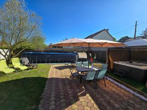 Sejours chez l'habitant Appartement T2 confortable - Piscine et Jacuzzi : photos des chambres