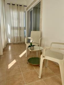 Spacious 1 bedroom appartment in sunny paradise