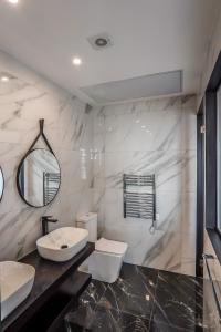 House of Luxury with Pool by Solea