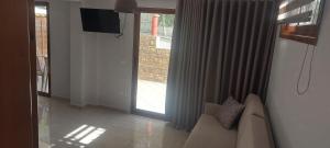 Petrino 2 semibased by Vasileia