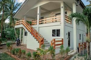 TABI Beach Road Flats