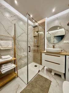 EASY RENT Apartments - Jasna 7, Centrum 24h Check-in