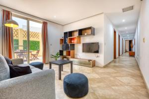 Swieqi 3 bedroom with Patio