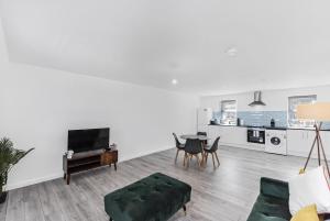 Cosy 3BR Urban Oasis in London