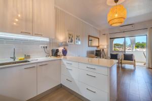 Apartamento Gomes -Free Airco, wiffi & Swimming Pool- by bedzy