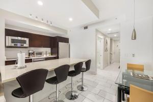 Exclusive Doral Villa with Luxury Amenities