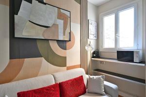 Petit studio pratique Neuilly-sur-Seine - II