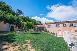 Villas Les Charmes de l-Ardeche : photos des chambres