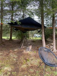 Karula Stay - Exclusive Lakeside Camper & Floating Treetent Experience