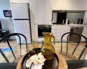 Cosmo Stays- Boutique Apartment Perfect Location