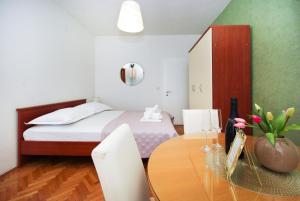 Apartmani Makarska 16