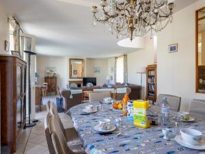 Maison Bretonne Madame est Servie