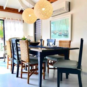 Holiday Time Le Reve Beach House & Casita