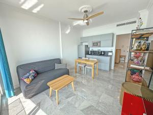 Sea Front Holiday Saphir