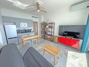 Sea Front Holiday Saphir