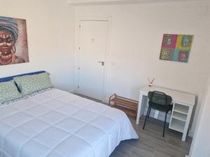 Habitación cama doble Alfarooms