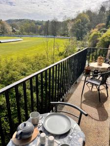 Wicket Green Cottage Hayfield