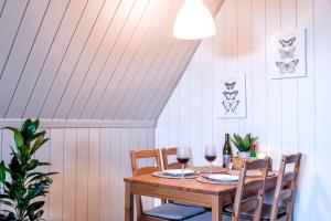 RelaxApartments BLACK FOREST Moments - Maisonette-Wohnung mit Sonnenbalkon, schnelles Internet, Nähe Triberger Wasserfälle, für bis zu 4 Personen