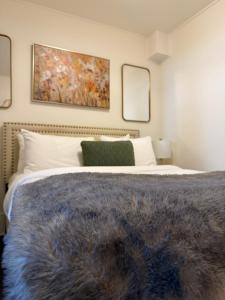 Authentic Spacious 1BDR In Downtown Montreal