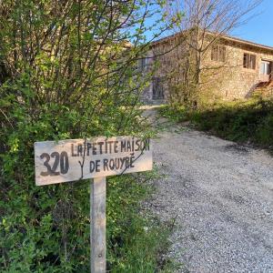 Maisons de vacances Les vins de Rouyre - Maison, 4 pers, grand jardin, bain nordique : photos des chambres