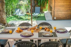 Maisons de vacances Le Coq Saint-Jean - Parking - WiFi - Reposant : photos des chambres