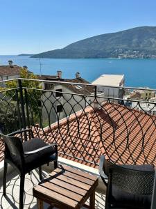 Casa M- 1-Bedroom Penthouse Apartment Seaview - Brand New