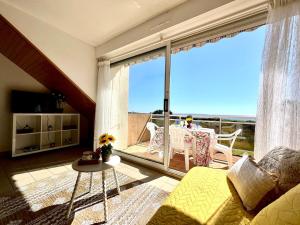 Appartements Le Rivage - Vue Ocean - Terrasse - Plages - GR34 : photos des chambres