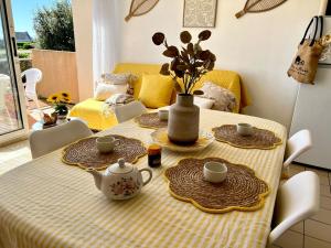 Appartements Le Rivage - Vue Ocean - Terrasse - Plages - GR34 : photos des chambres