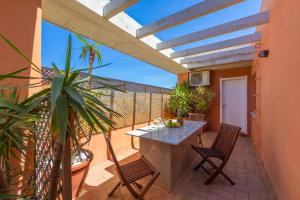 Tarifa Penthouse La Marina