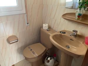 Casa con piscina privada a 1 km de la playa