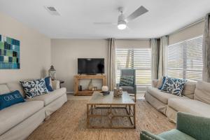 Beach on a Budget by Gulf Coast Getaways