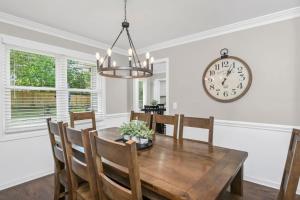 Winds of Lexington Sleeps 8