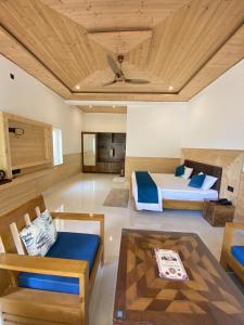 Maulyar Forest Resort