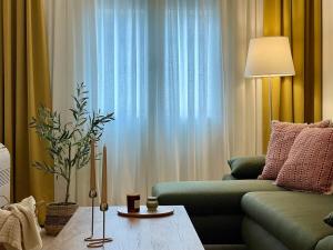 Glycine, Corfu Town Apartment