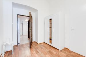 Chic and Modern Apartments