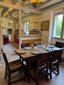 Maisons de vacances L-Etincelle villa 14 pers, piscine jacuzzi, sauna : photos des chambres