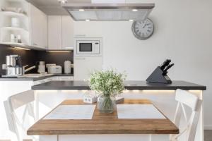 Rosenstraße 3-5 Meeresglitzern