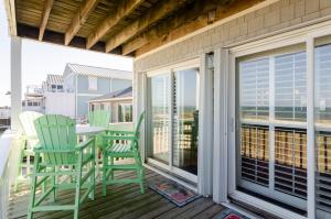 Sea Mist by Bryant Real Estate