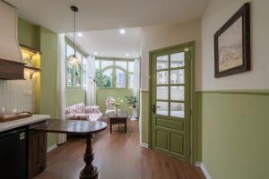 The Myst Annam - Super Central